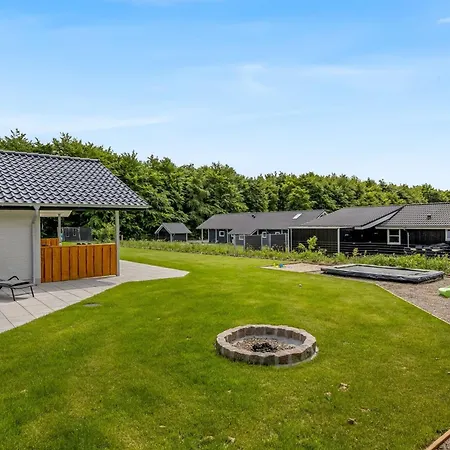 Prázdninový dům Alvira - 30km From The Sea By Interhome